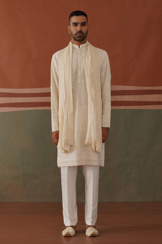 Nivan - Ivory Embroidered Kurta Trouser Set With Dupatta