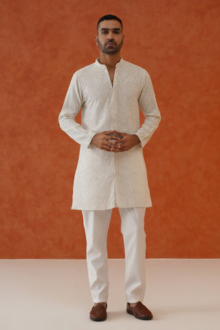 Akash off White Zipper Embroidered Short Kurta Set