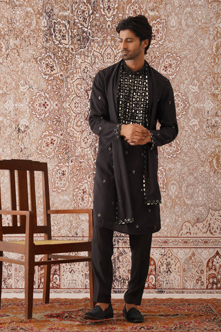 Javid - Mirror Embroidered Kurta Set With Dupatta