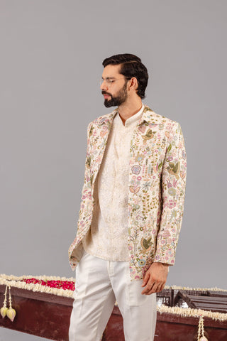 Phoolpankh Ivory Jodhpuri Set