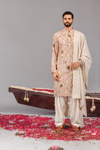 CRICKETER VAIBHAV AROA  IN PhoolPankh Pink Kurta Set