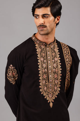 Chaar Kadam Black Kurta Set