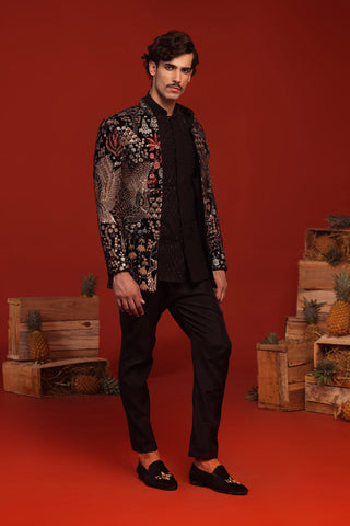 Lakshay Narula in Trilok Black Jodhpuri Set