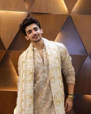 vishal pandey in shubh ivory kurta set