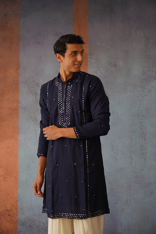 Vivek Dahiya in Navy Blue Mirror Work kurta Set