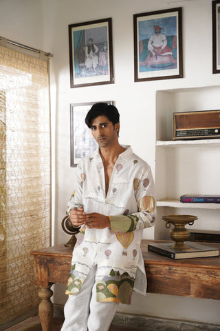 Yuvaan Off White Linen Zipper Front Open Kurta Set