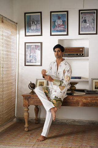 Yuvaan Off White Linen Zipper Front Open Kurta Set