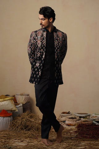 UTSAV BLACK JODHPURI SET