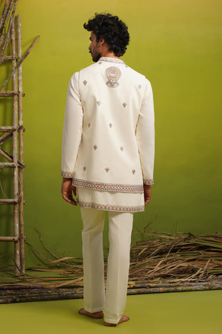KATHAKALI IVORY SHORT KURTA JACKET SET
