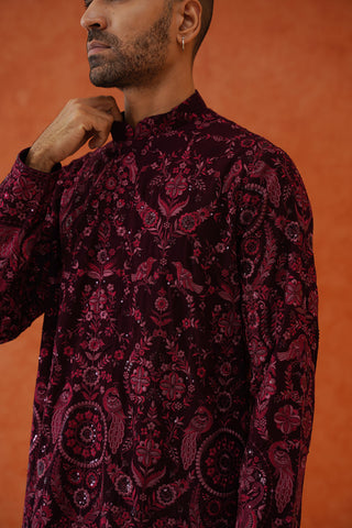 MUNAWAR FARUQUI IN Arjun Wine Kurta Set With Patiyala