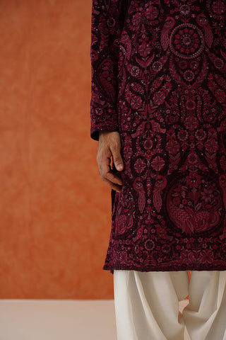 MUNAWAR FARUQUI IN Arjun Wine Kurta Set With Patiyala