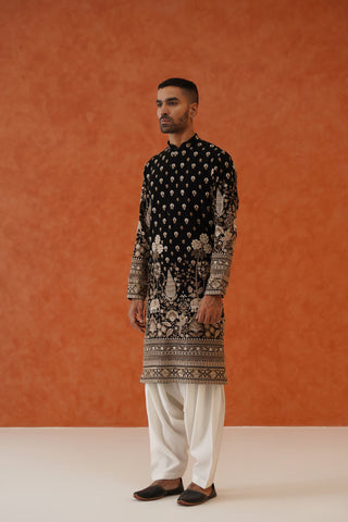 Zuber Black Kurta Set With Patiyala And Dupatta
