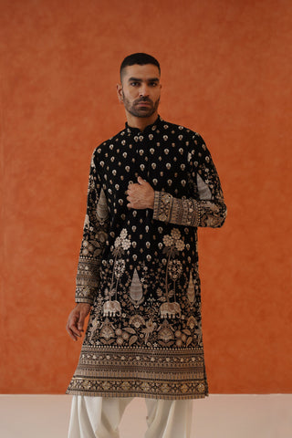 Zuber Black Kurta Set With Patiyala And Dupatta