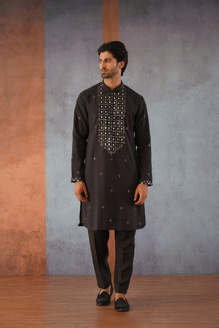Javid - Mirror Embroidered Kurta Set With Dupatta