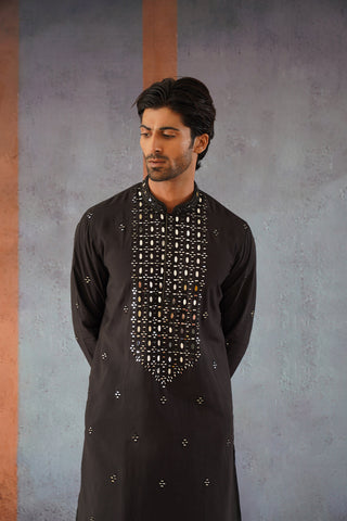 Javid - Mirror Embroidered Kurta Set With Dupatta