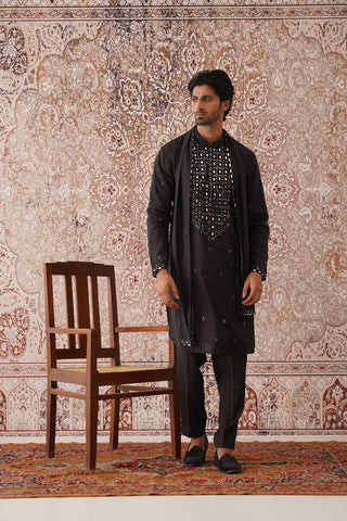 Javid - Mirror Embroidered Kurta Set With Dupatta