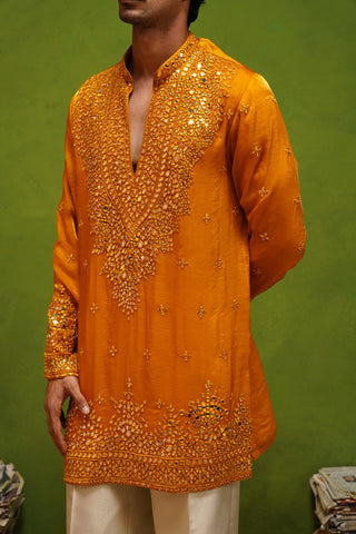 ARYA YELLOW V NECK SHORT KURTA SET