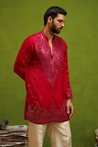 ARYA RANI PINK V NECK SHORT KURTA SET