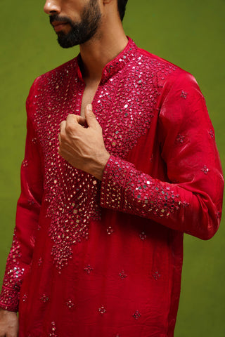 ARYA RANI PINK V NECK SHORT KURTA SET