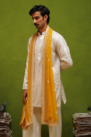 AMBER  IVORY SHORT KURTA SET WITH DUPATTA