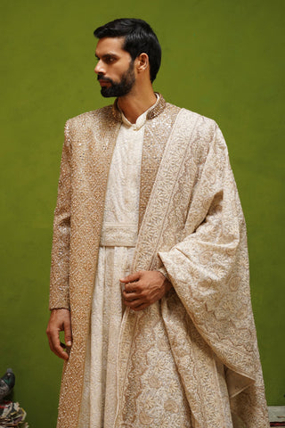 VEDANT GOLD SHERWANI SET