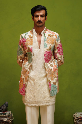 PARTHIV IVORY JODHPURI SET WITH V NECK KURTA