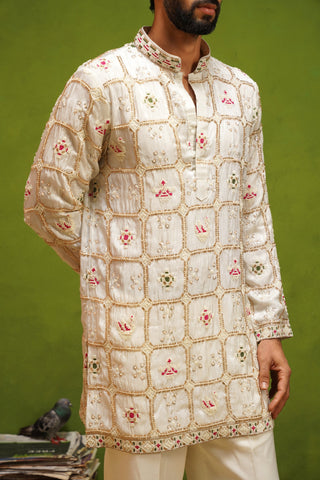 PATOLA IVORY SHORT KURTA SET