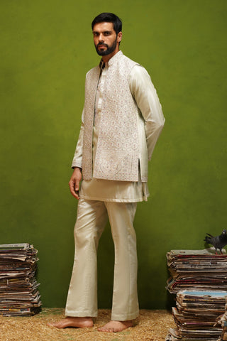 OJASV MEHNDI SHORT KURTA JACKET SET