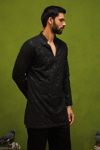 NAQSH BLACK V NECK SHORT KURTA SET