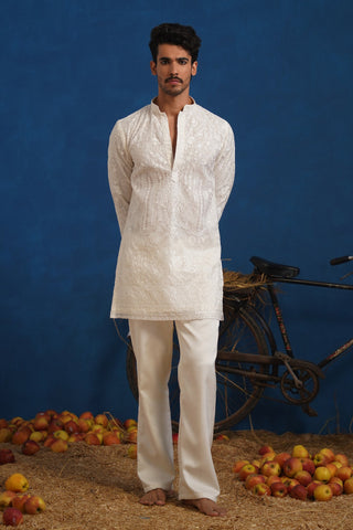 EKLAVYA WHITE ORGANZA SHORT KURTA SET