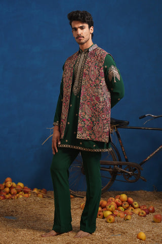 GAGAN BOTTEL GREEN SHORT KURTA JACKET SET