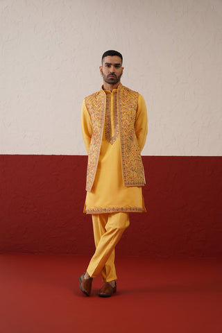 Ivaan Jacket Kurta Set