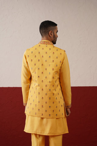 Ivaan Jacket Kurta Set