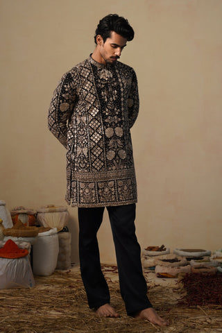 ASHNEER GROVER IN SANJH CUTDANA BLACK SHORT KURTA SET