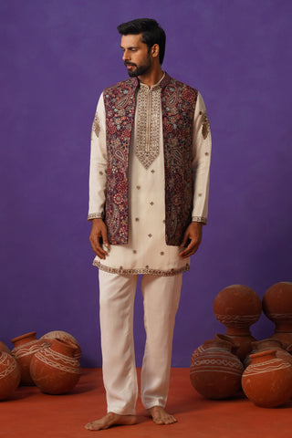 GAGAN WINE SHORT KURTA JACKET SET