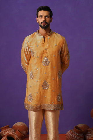 TAJ HALDI SHORT KURTA SET
