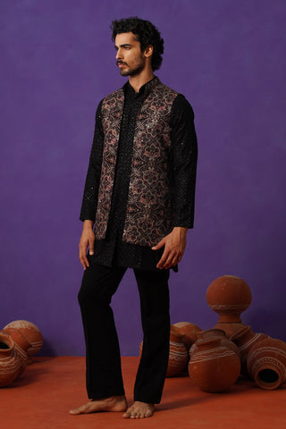AARIV BLACK SHORT KURTA JACKET SET