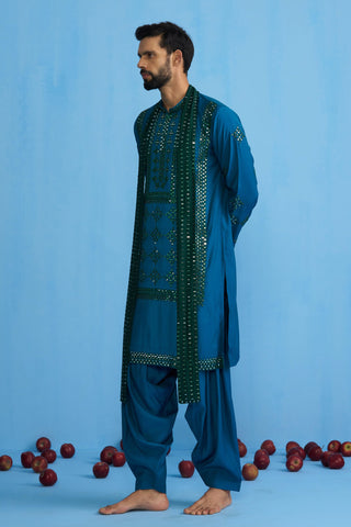 Ssanjay Gaggnani in DARPAN TEAL BLUE KURTA SET