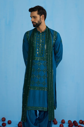 Ssanjay Gaggnani in DARPAN TEAL BLUE KURTA SET