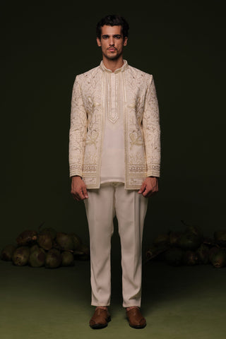 Iteesh Ivory Jodhpuri set with short Kurta and trouser