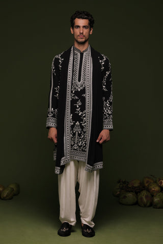Honey Singh in Aryaman Black Kurta set with patiyala and dupatta