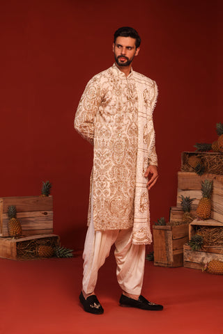 vishal pandey in shubh ivory kurta set
