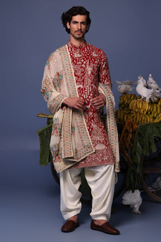 Sharad Malhotra in Nazm Maroon Kurta Set