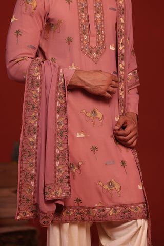Akshaj Onion Pink Kurta Set