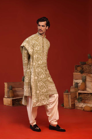 Abhishek kapoor in Mrityunjay Mehandi Kurta Set