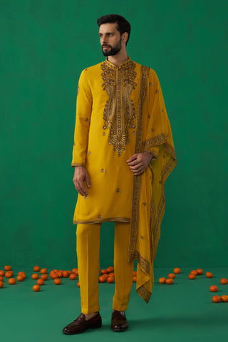 ASHISH SHARMA IN ARABIC HALDI KURTA SET