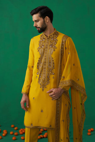 ASHISH SHARMA IN ARABIC HALDI KURTA SET