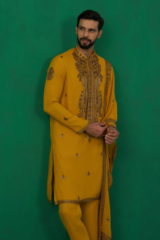 ASHISH SHARMA IN ARABIC HALDI KURTA SET