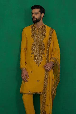 ASHISH SHARMA IN ARABIC HALDI KURTA SET
