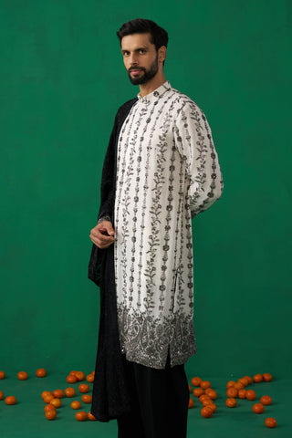 PAISLEY IVORY KURTA SET